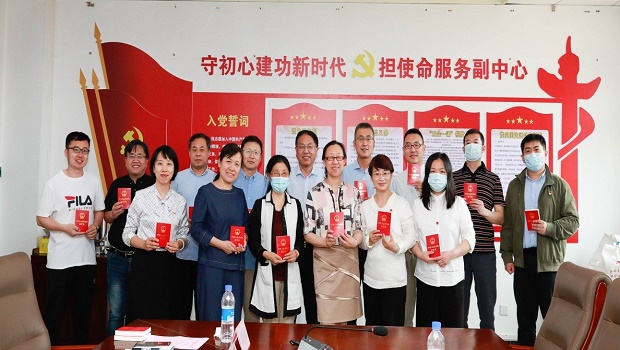 市外辦與市司法局開展 “送法進(jìn)校園 普法促成長”聯(lián)合主題黨日活動