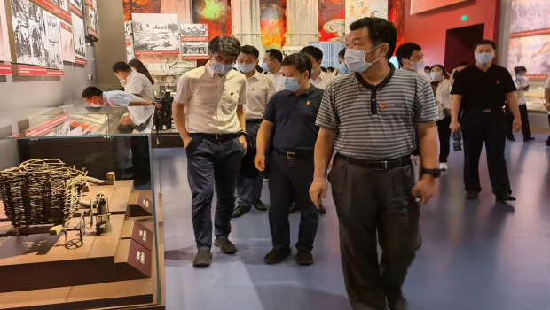 感悟偉大建黨精神 堅定矢志前行力量——市委外辦市政府外辦組織黨員干部赴中國共產(chǎn)黨歷史展覽館現(xiàn)場學(xué)習(xí)